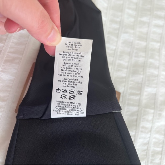 NWT Mapale Multipurpose Wrap Bikini Top in Black, M - Picture 12 of 16